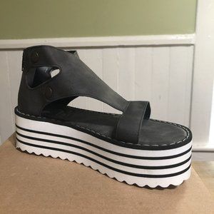 Gray Platform Sandals, Size 6